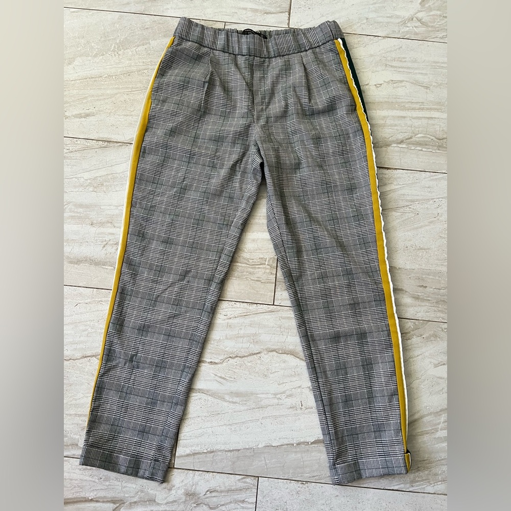 Zara Trafaluc Collection Gray Pants with Green Yellow Accent